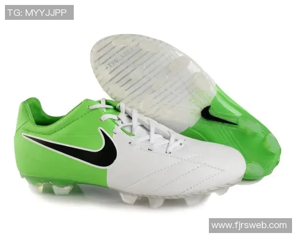 探索耐克足球鞋刺客的卓越性能与设计理念助力球场表现