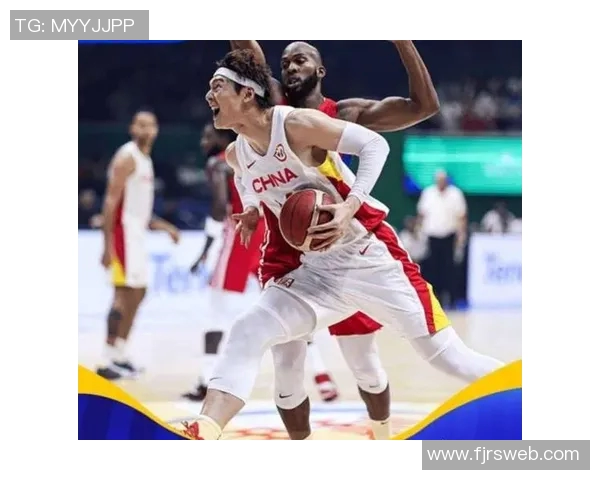 中国男篮迎战波多黎各队全力争胜展现实力与团队合作精神